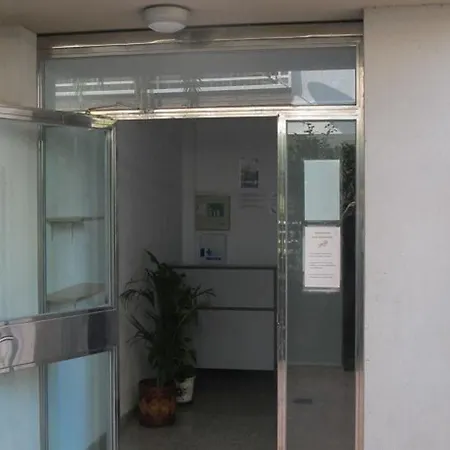 Med Apartment *